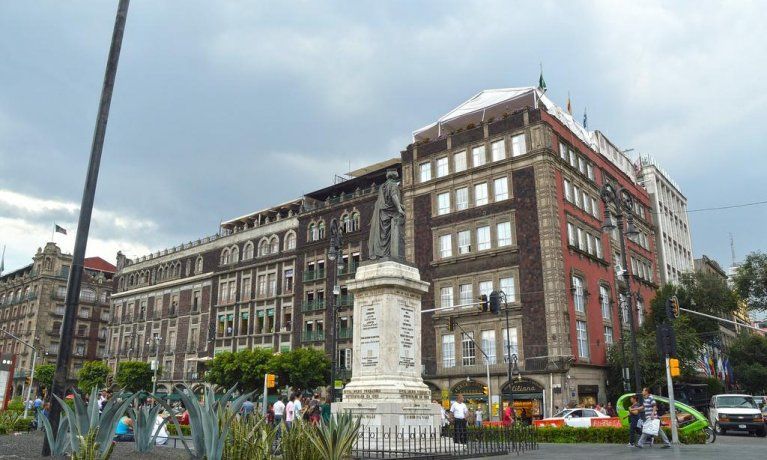 ZOCALO CENTRAL HOTEL 3*